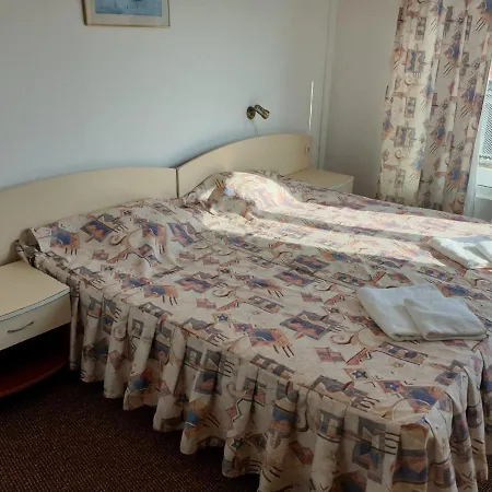 Family Elit Hotel 2*