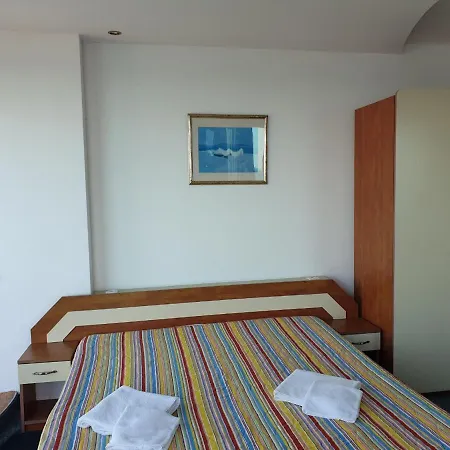 Family Elit 2* Kiten (Burgas)