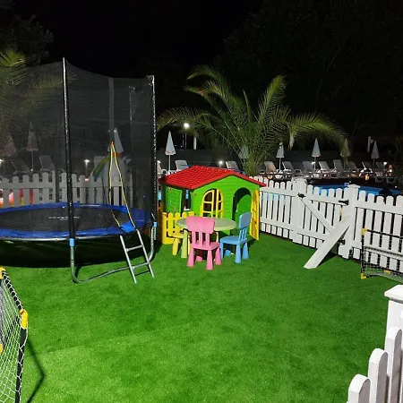 Family Elit Szálloda