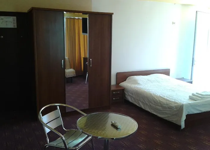 Хотел семеен елит