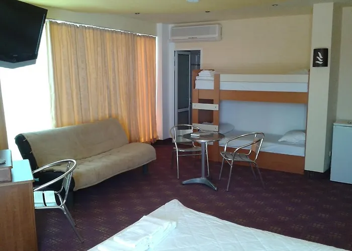 Хотел семеен елит 2*