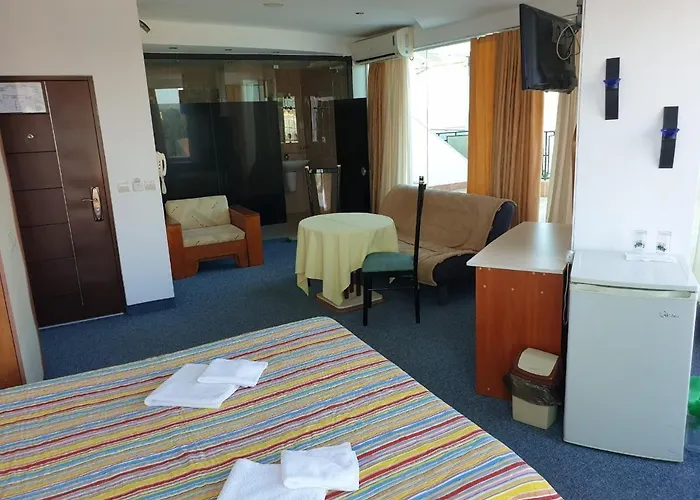 Family Elit キテン