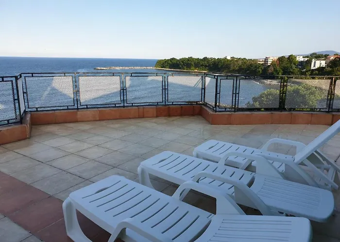 Хотел семеен елит Китен