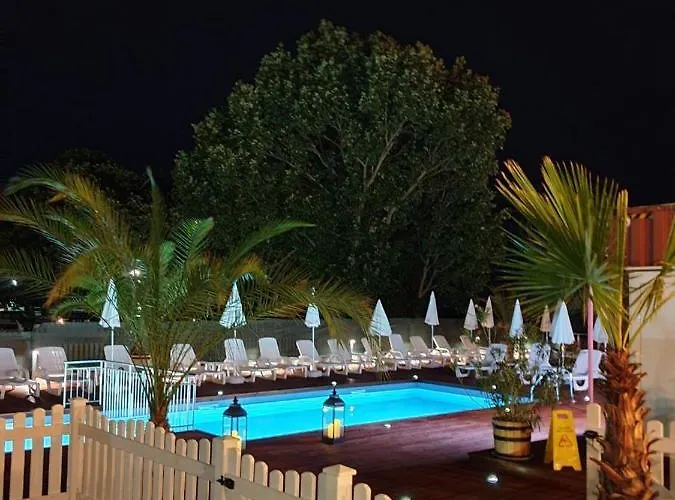 Хотел семеен елит 2*