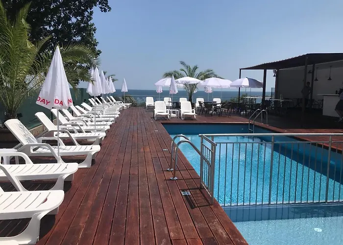 Хотел семеен елит Китен