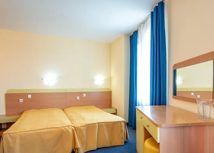 Хотел семеен елит