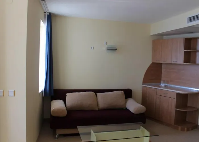 ホテル Family Elit